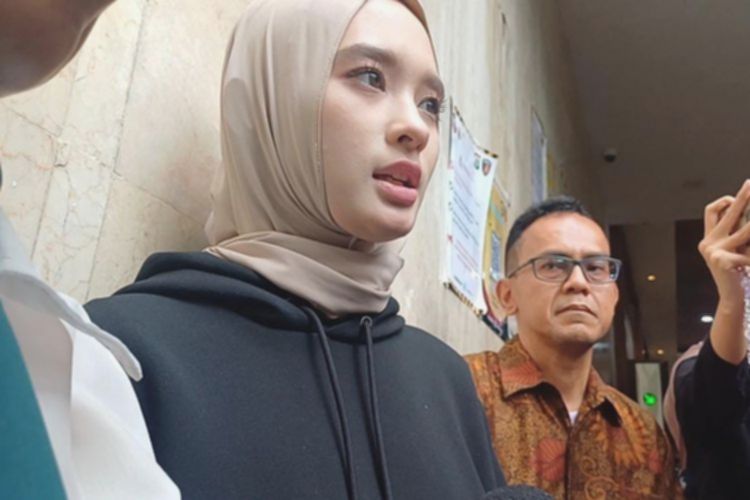 Inara Rusli Mantap Bersama Insanul: Fokus Pernikahan, Abaikan Opini Publik