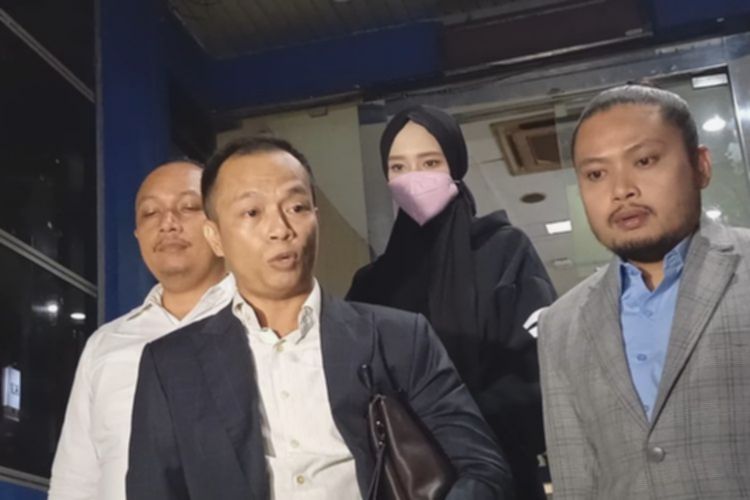 Inara Rusli Laporkan Insanul Fahmi, Ungkap Kebohongan Status Pernikahan
