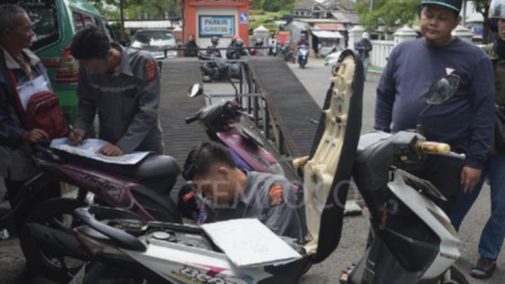 Warga Jakarta antusias ikuti pemutihan pajak kendaraan