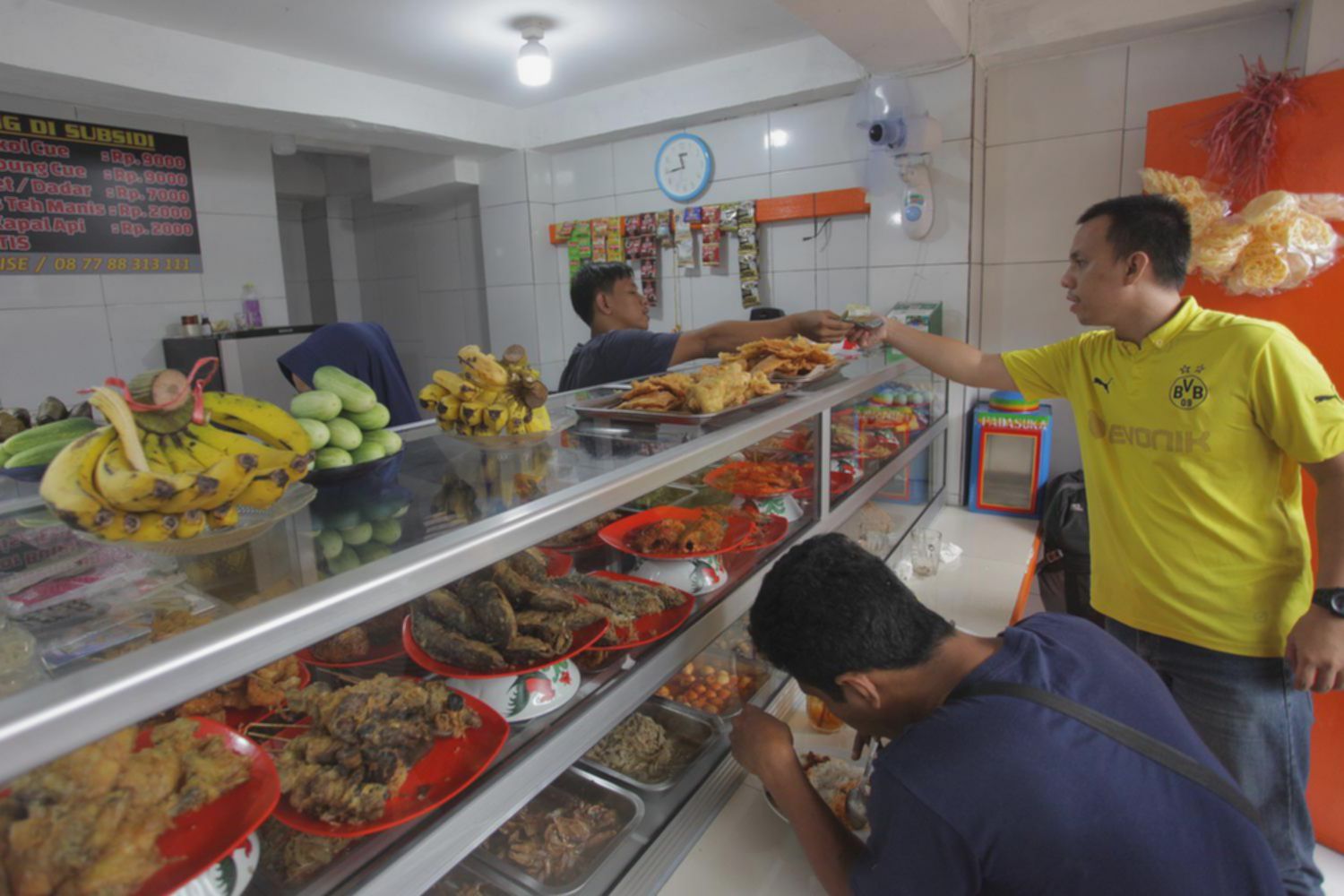Pola Makan Berubah, Daya Beli Masyarakat di Warteg Menurun