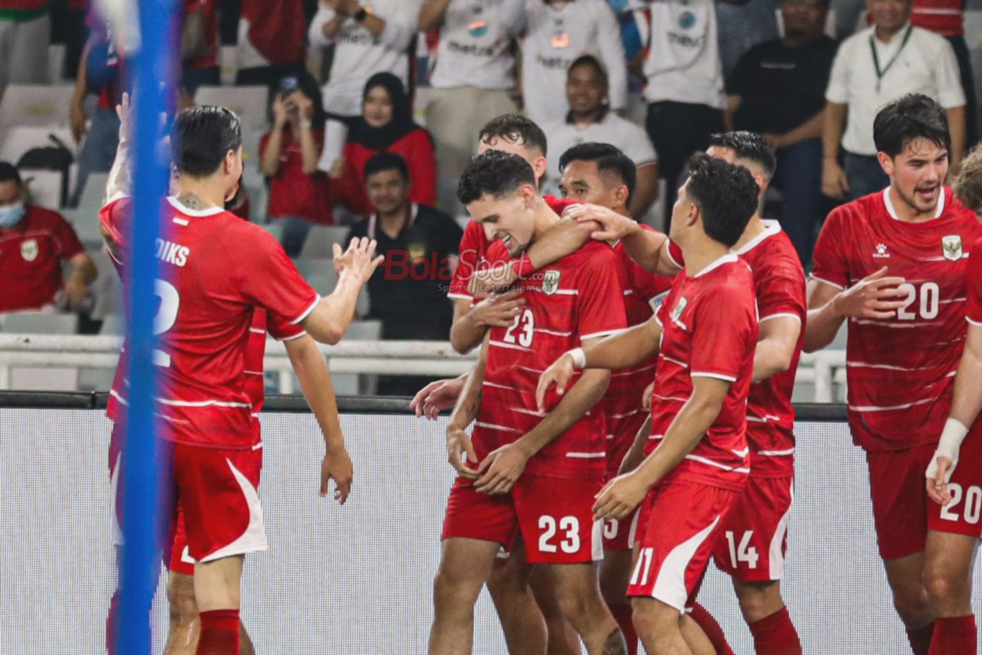 Timnas Indonesia Tumbangkan Oman, Mathew Baker Catatkan Rekor Debutan Termuda