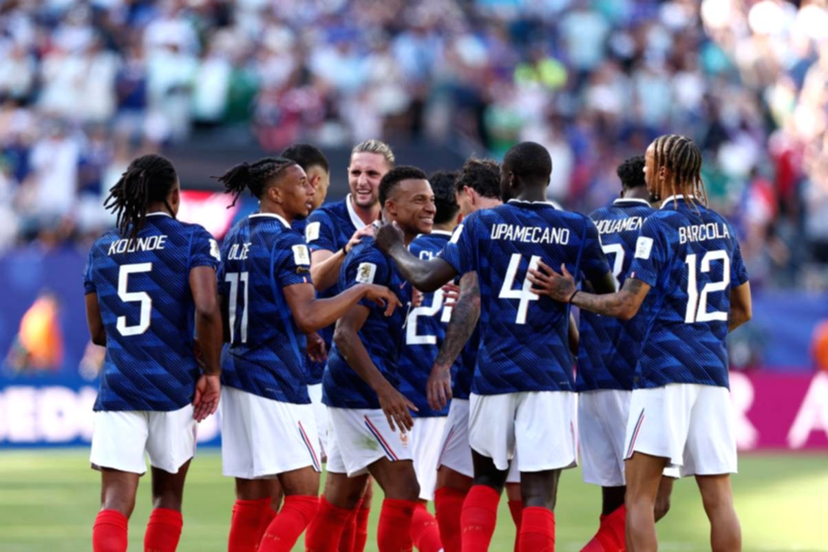 FIFA Tolak Banding Prancis Terkait Status Kewarganegaraan Michael Olise