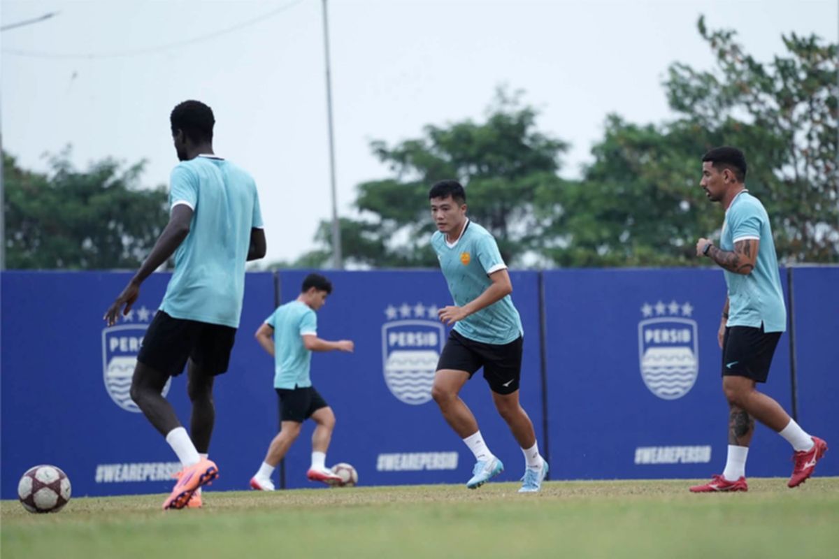Persib Bandung Kehilangan Kekuatan, Manila Digger Siap Manfaatkan Situasi