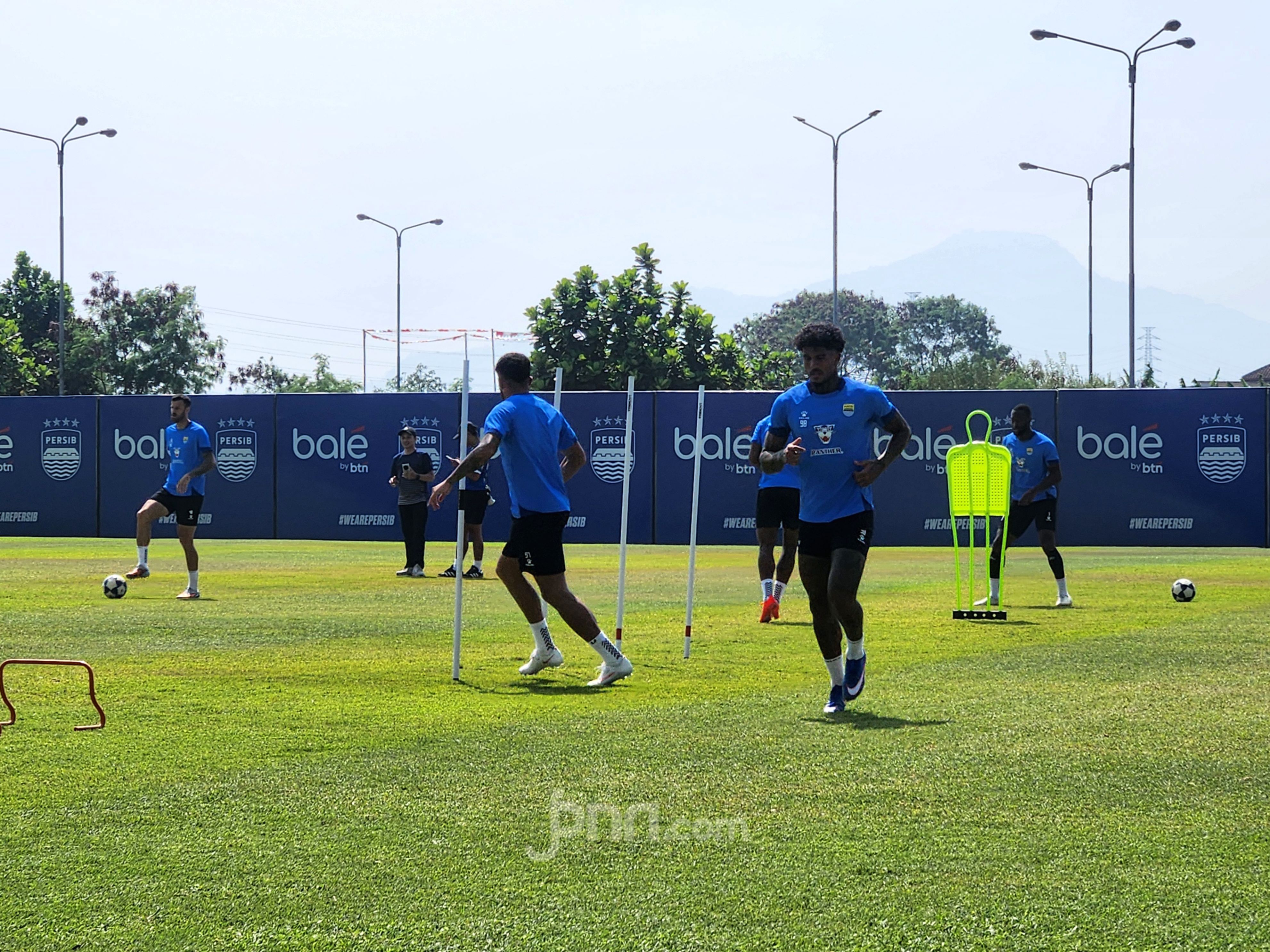 Ramon Tanque Tetap Ikut Latihan Meski Tak Masuk Skema Persib