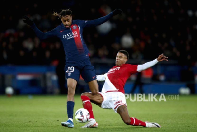 PSG Resmi Lepas Bradley Barcola ke Liverpool