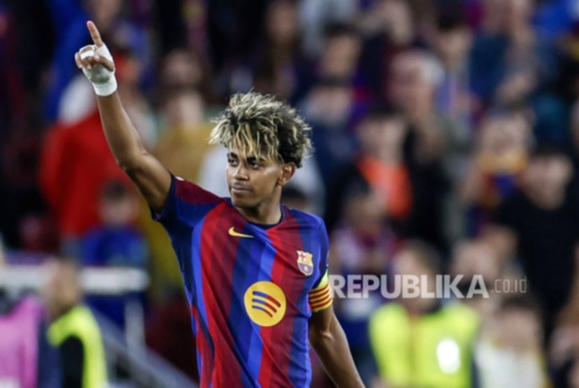 Hansi Flick Sebut Lamine Yamal Layak Raih Ballon d’Or