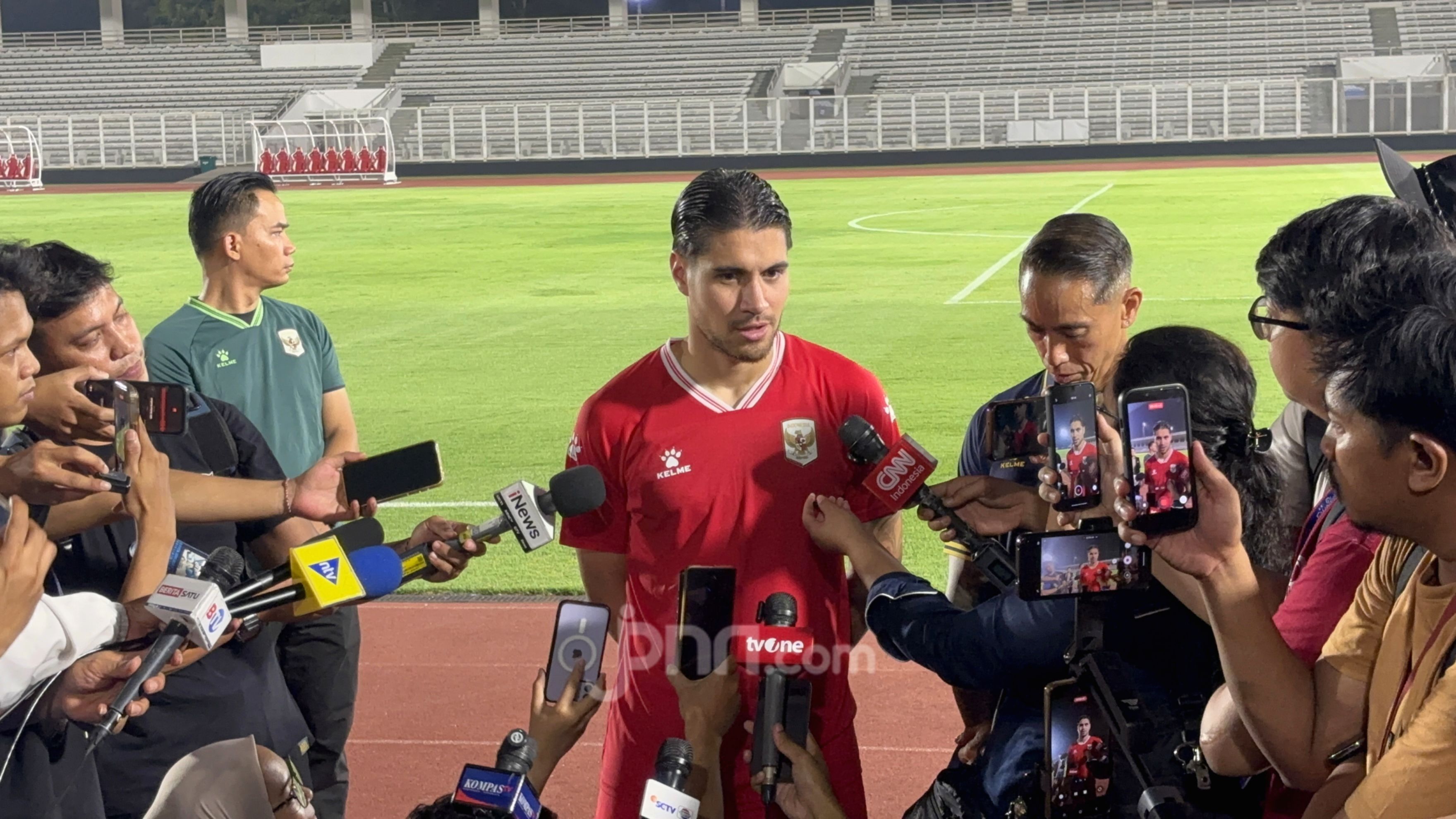 Kevin Diks Bela Thom Haye, Minta Perjuangan Timnas Indonesia Dihargai