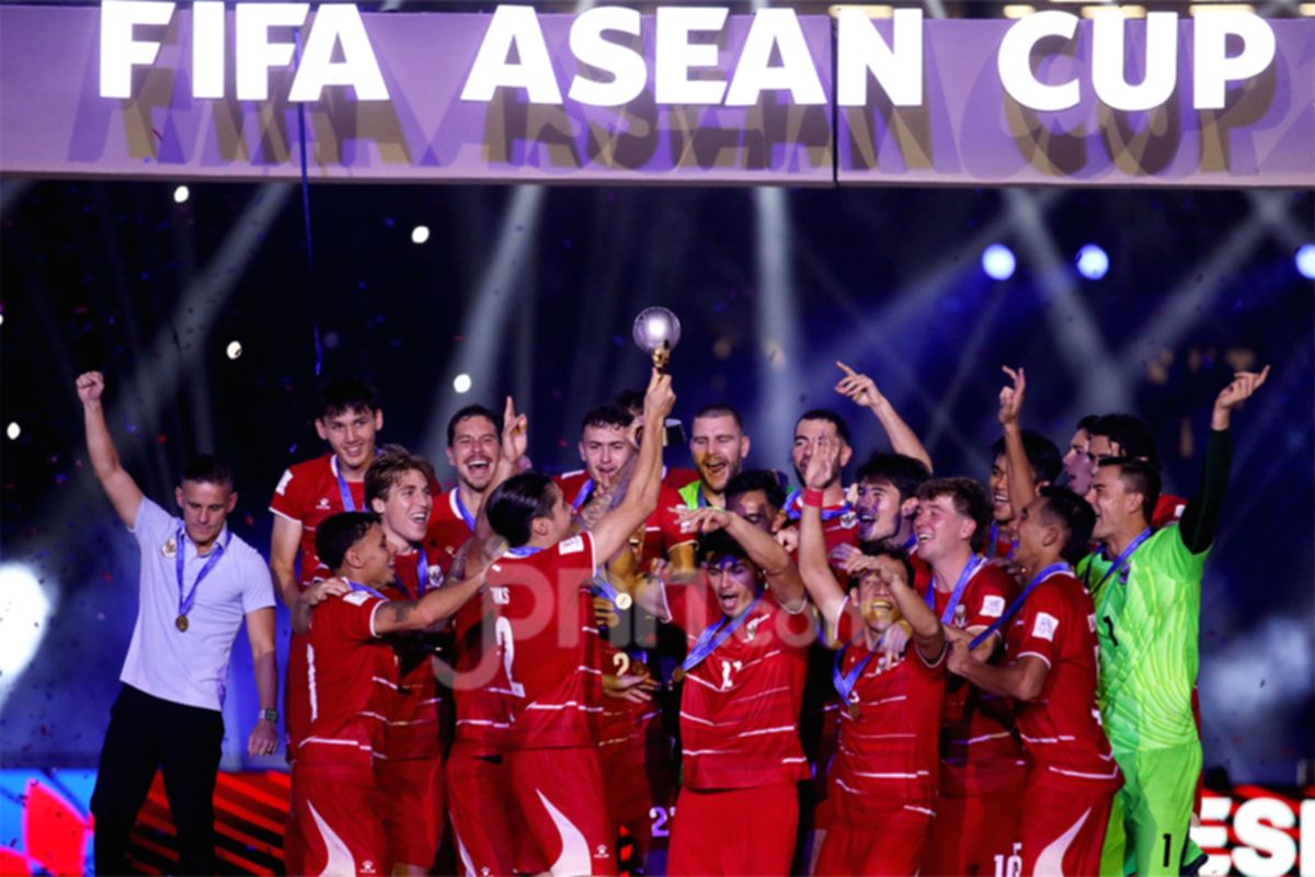 Prabowo Bangga Lihat Perjuangan Timnas Indonesia di FIFA ASEAN Cup