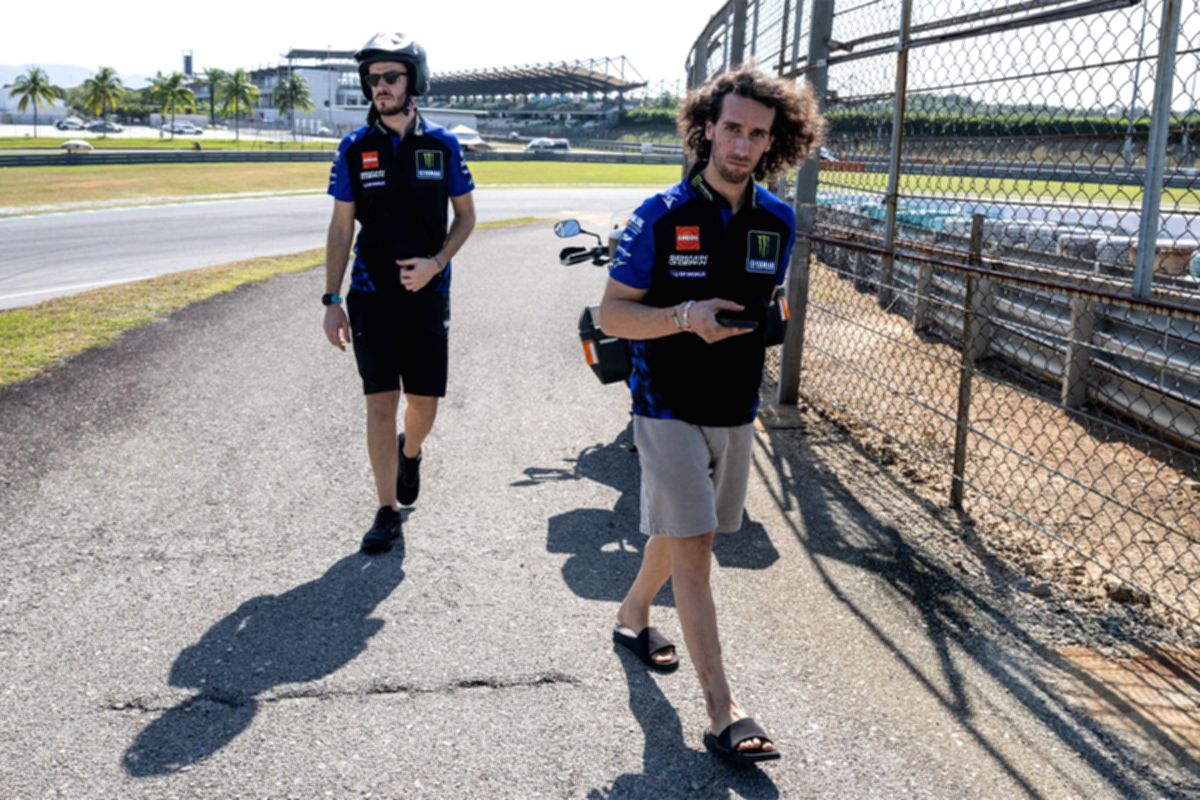 Alex Rins Acungkan Jari Tengah ke Marshal di MotoGP Indonesia